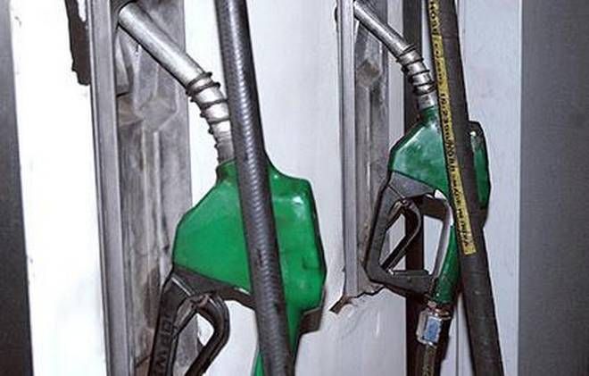 Petrol, diesel should come under GST, says Pradhan