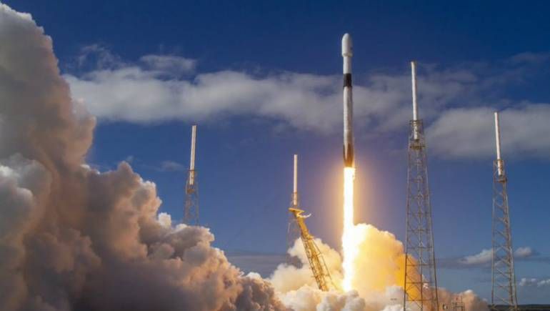 SpaceX launches 60 ‘Starlink’ satellites for global internet