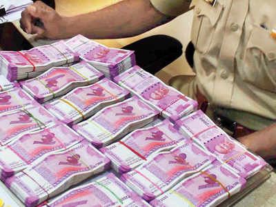 Big fall in Rs 2,000 notes seized in income tax raids