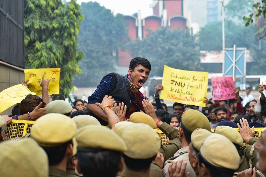 As Students Become Warriors of Change Amid CAA-NRC Protests, Onus is on Politicians Who're Riding Tigers