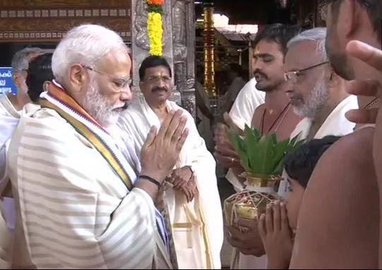 PM Modi Visits Kerala's Guruvayur Temple Ahead of His Visit To Maldives