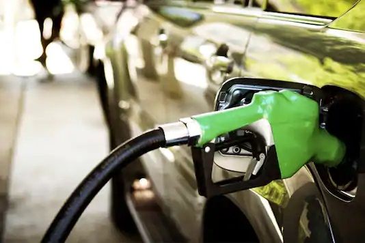 Petrol Price Hiked by 40 Paise per Litre, Diesel by 45 Paise in Fourth Daily Increase