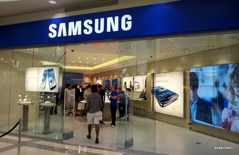 The Samsung number one brand, Apple third in terms of customer satisfaction in India